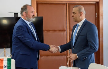Iasi County Council received the visit of H.E. Mr. Rahul Shrivastava, accompanied by his adviser Ioana Lazar.