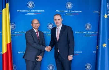 Ambassador's Meeting with Minister of Finance Alexandru Nazare